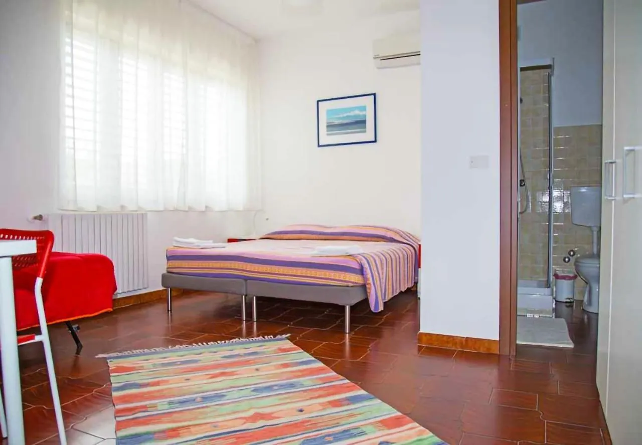 La Casa del Lago - Pergusa Lake Home 0*,  Italia